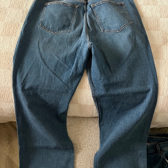 Abercrombie The 90's Relaxed Jean High Rise - Picture 6 of 6